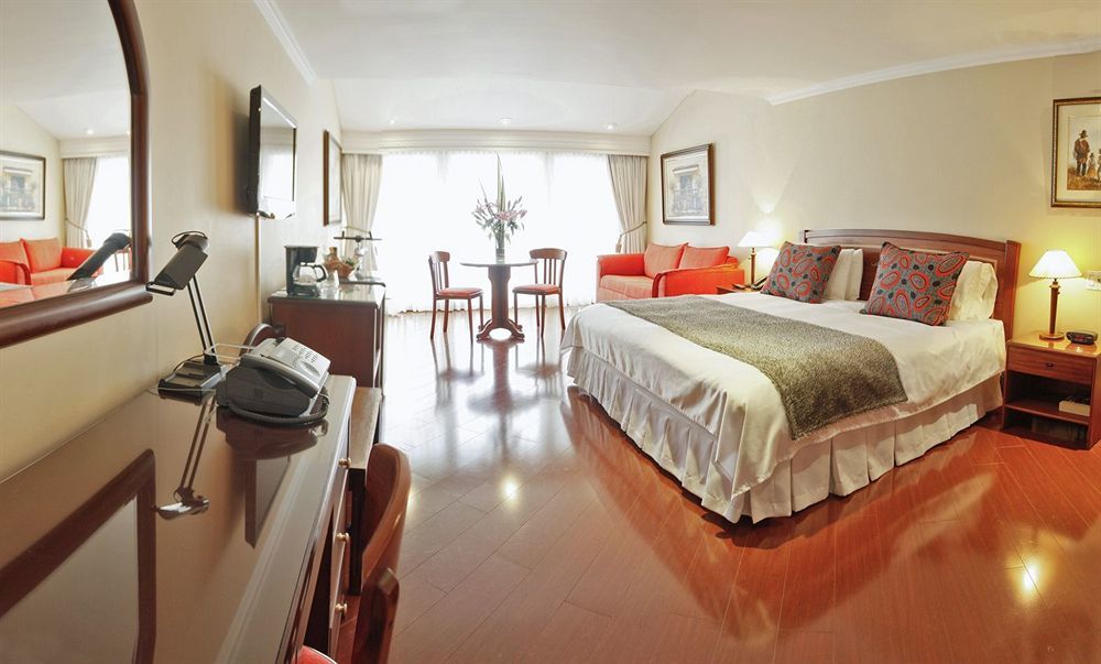 Casona Real Hotel Bogota Buitenkant foto